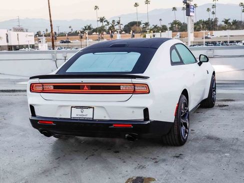 New 2026 Dodge Charger Scat Pack w/ Blacktop Package AWD/4WD image 9