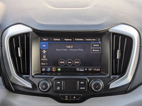 Used 2023 GMC Terrain SLT image 21