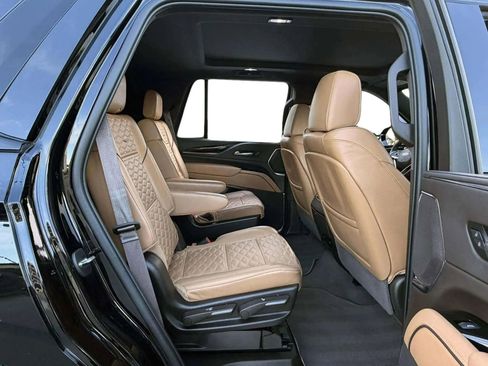 Used 2022 Cadillac Escalade Sport image 19