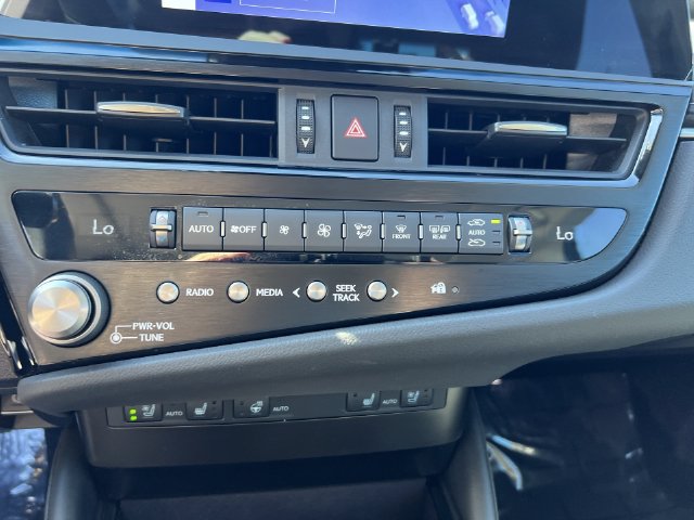 Certified 2025 Lexus ES 350 w/ Premium Package FWD image 17