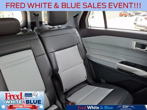Certified 2022 Ford Explorer XLT w/ Equipment Group 202A AWD/4WD image 20