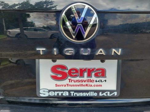 Used 2023 Volkswagen Tiguan SE FWD image 26