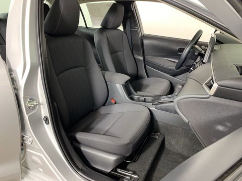 Used 2023 Toyota Corolla LE image 34
