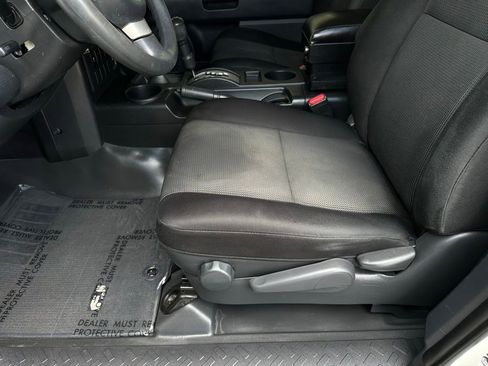 Used 2014 Toyota FJ Cruiser 4WD w/ Convenience Package image 10