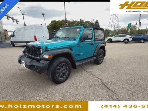 Used 2024 Jeep Wrangler Sport AWD/4WD image 4