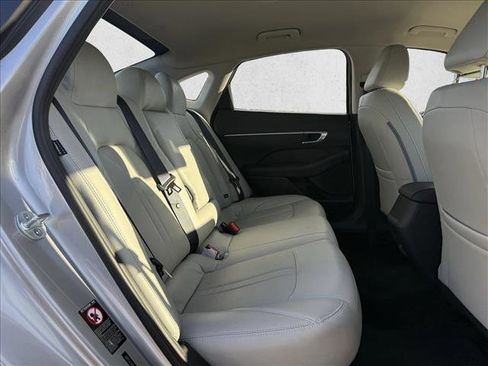 Certified 2021 Hyundai Sonata SEL w/ Cargo Package image 18