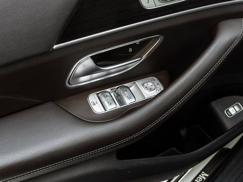 Used 2020 Mercedes-Benz GLS 450 4MATIC image 18