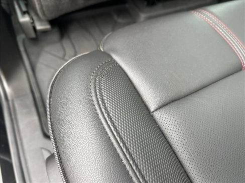 Certified 2023 Chevrolet Traverse RS w/ LPO, Floor Liner Package AWD/4WD image 17