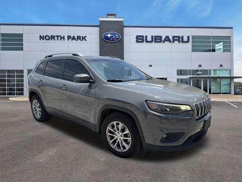 Used 2021 Jeep Cherokee Latitude Lux w/ Sun & Sound Group FWD image 1