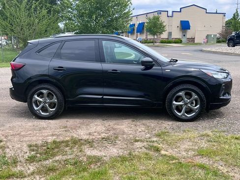 Certified 2024 Ford Escape ST-Line w/ Tech Pack #1 AWD/4WD image 40