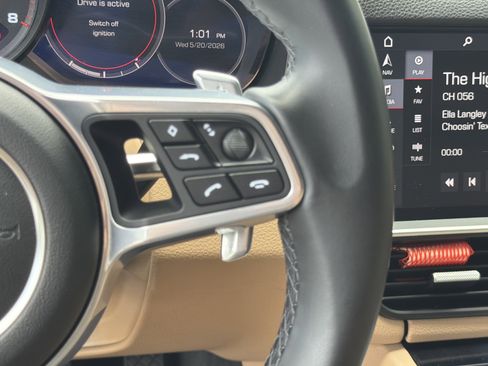 Used 2019 Porsche Cayenne AWD/4WD image 31