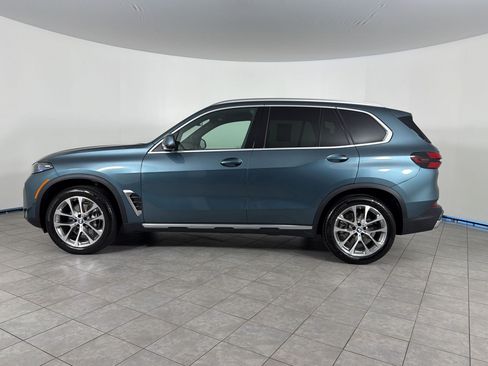 Certified 2026 BMW X5 sDrive40i RWD image 2