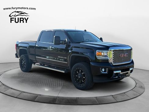 Used 2015 GMC Sierra 2500 Denali AWD/4WD image 1