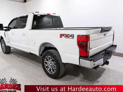 Used 2022 Ford F350 Lariat w/ Lariat Ultimate Package image 3