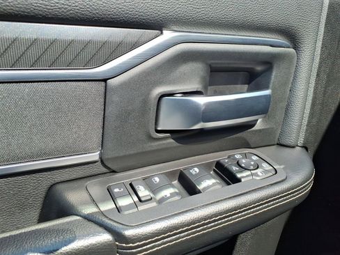 Used 2026 RAM 2500 Big Horn AWD/4WD image 6