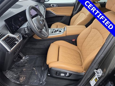 Used 2026 BMW X5 sDrive40i w/ M Sport Package image 9