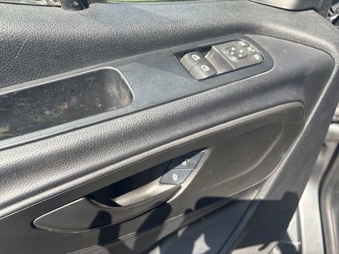 Used 2019 Mercedes-Benz Sprinter 2500 image 16