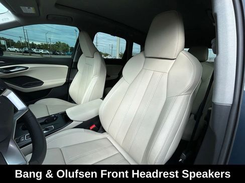 Used 2025 Audi Q6 e-tron Prestige w/ Beige Warm Weather Package AWD/4WD image 19