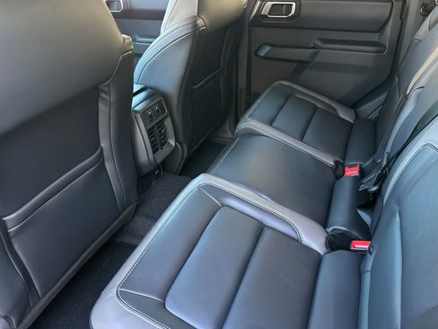 New 2025 Ford Bronco Outer Banks AWD/4WD image 9