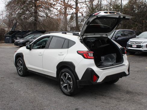 Certified 2024 Subaru Crosstrek 2.0i Premium image 7