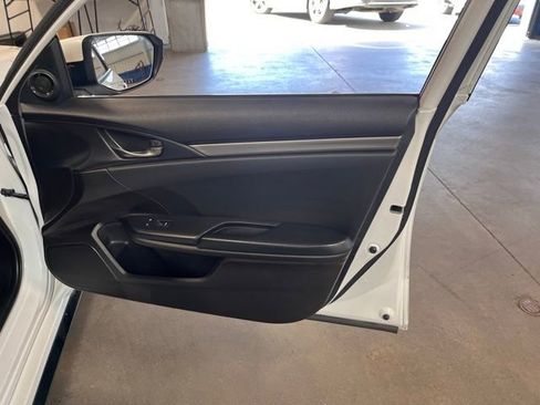 Used 2020 Honda Civic Sport image 12