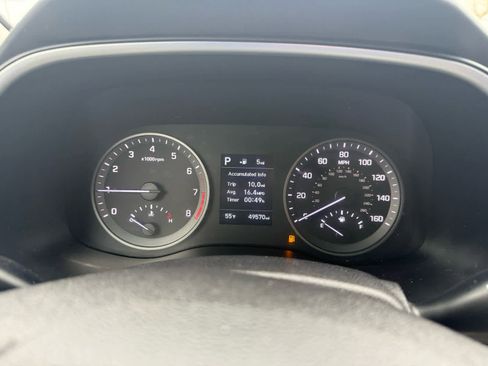 Used 2021 Hyundai Tucson SE image 3