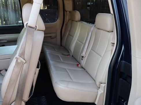 Used 2007 Chevrolet Silverado 1500 LT w/ 1LT Convenience Package image 20