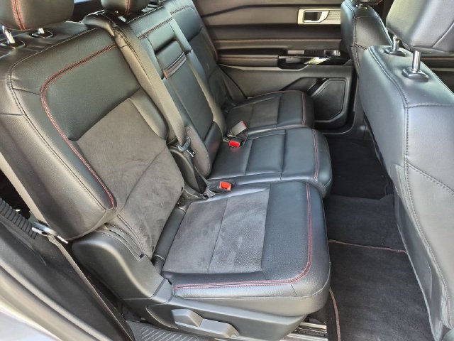 Used 2023 Ford Explorer ST-Line w/ Class IV Trailer Tow Package AWD/4WD image 20