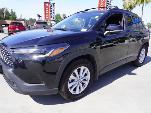 Certified 2024 Toyota Corolla Cross LE w/ Moonroof Package image 3