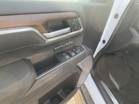 New 2026 Chevrolet Silverado 1500 High Country AWD/4WD image 12