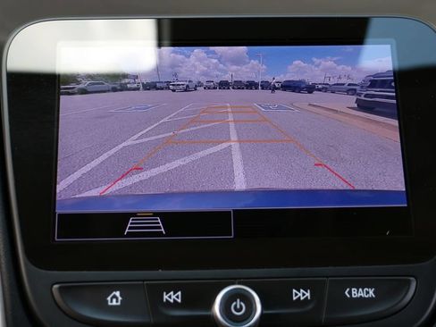 Used 2025 Chevrolet Malibu LT FWD image 14