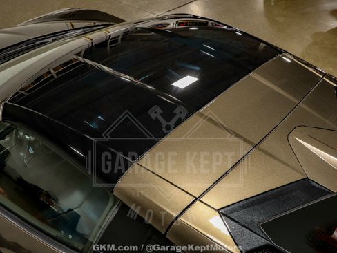 Used 2020 Chevrolet Corvette Stingray Preferred Cpe w/ 2LT Preferred Equipment Group RWD image 42