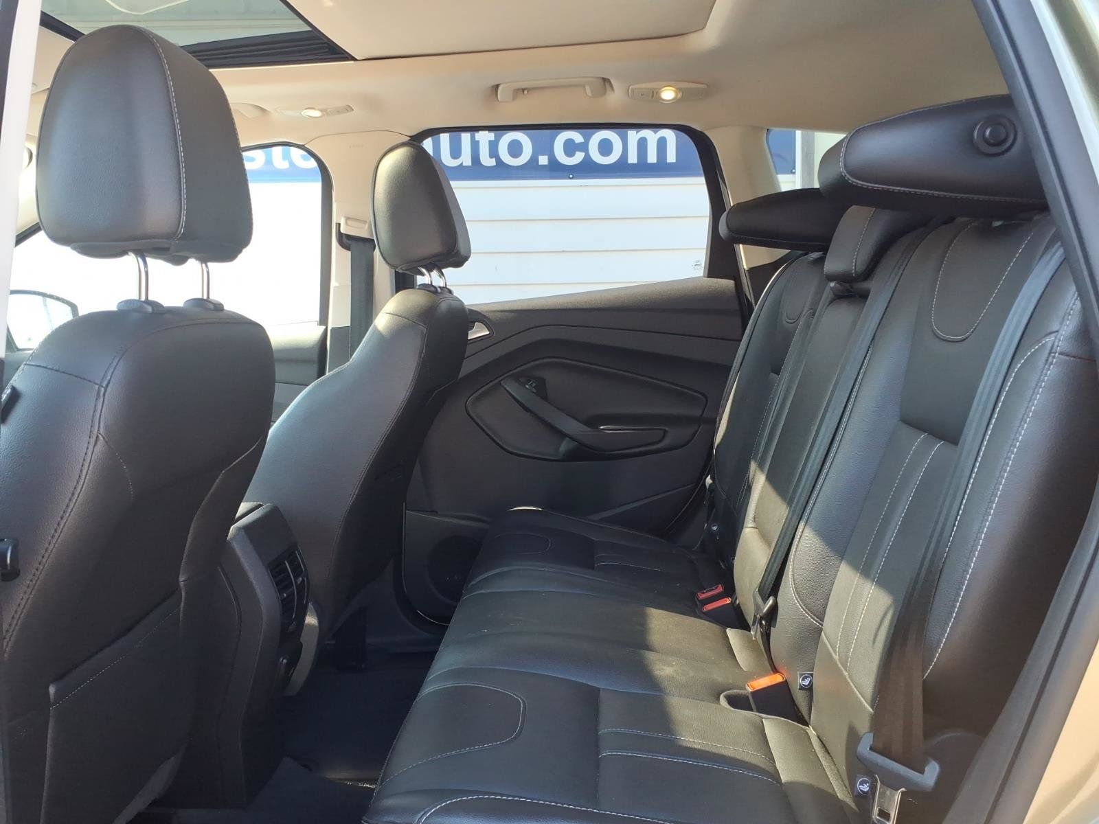 Used 2013 Ford Escape Titanium w/ Parking Technology Pkg FWD image 11