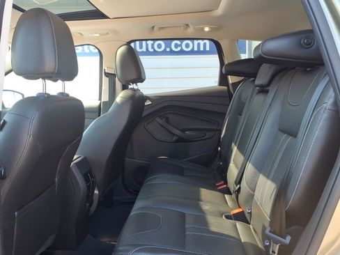 Used 2013 Ford Escape Titanium w/ Parking Technology Pkg FWD image 11