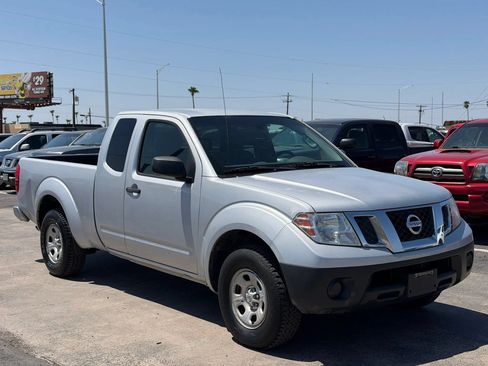 Used 2013 Nissan Frontier S RWD image 13