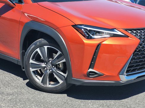 Used 2019 Lexus UX 250h w/ Premium Package AWD/4WD image 10