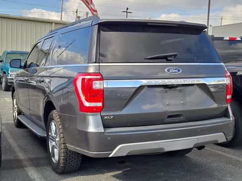 Used 2021 Ford Expedition Max XLT image 6