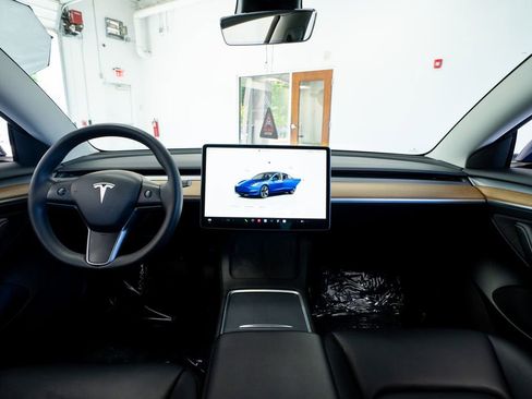 Used 2023 Tesla Model 3 Standard Range RWD image 42
