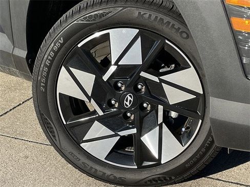 Used 2025 Hyundai Kona SEL image 9