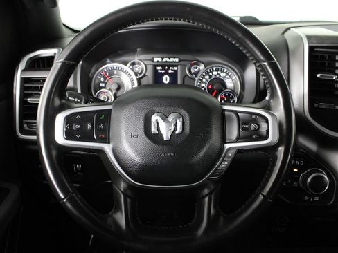 Used 2022 RAM 1500 Big Horn AWD/4WD image 9