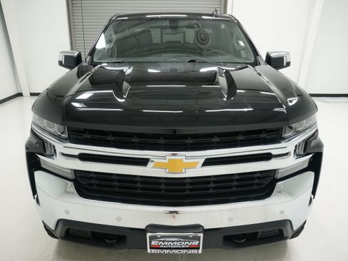 Used 2021 Chevrolet Silverado 1500 LT w/ Diesel Off-Road Package AWD/4WD image 2
