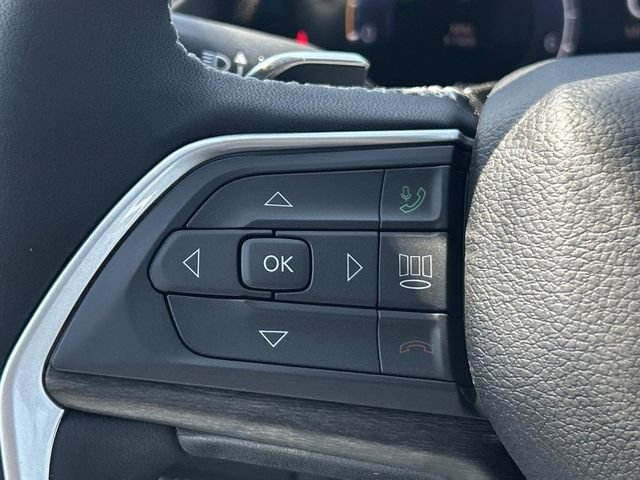 New 2026 Jeep Grand Cherokee Altitude AWD/4WD image 8
