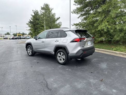 Used 2024 Toyota RAV4 XLE AWD/4WD image 3