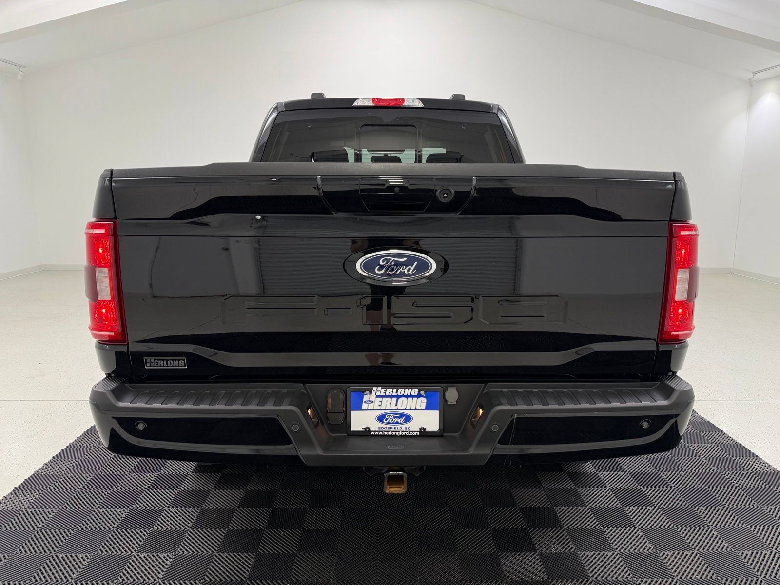 Used 2023 Ford F150 XLT w/ Equipment Group 302A High AWD/4WD image 5