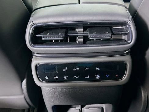 New 2026 Genesis GV80 3.5T e-SC image 18