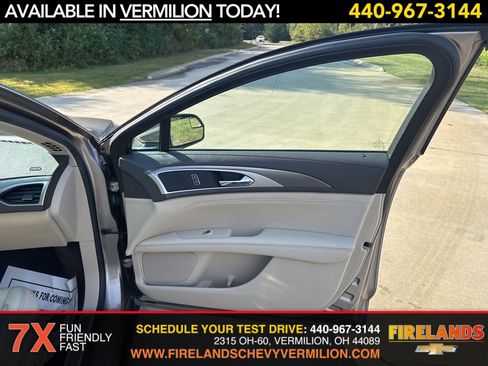 Used 2018 Lincoln MKZ Premiere image 25