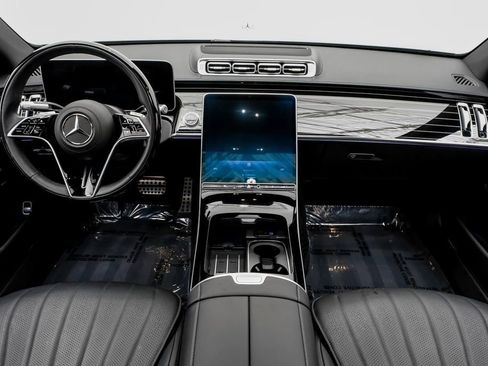 Used 2023 Mercedes-Benz S 580 4MATIC Sedan w/ AMG Line image 12