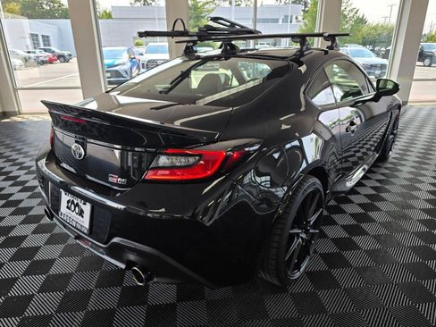 Used 2023 Toyota GR86 Premium w/ ALL Weather Mat Package (TMS) RWD image 3