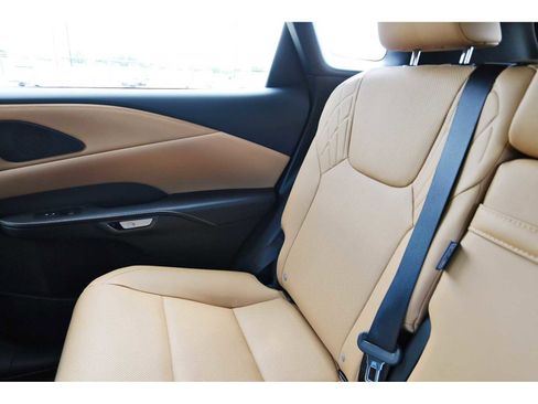 Used 2024 Lexus RX 350 Premium w/ Accessory Package (P2) AWD/4WD image 9