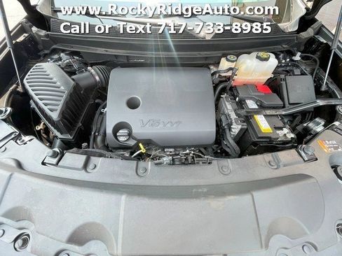 Used 2022 Chevrolet Traverse LS w/ LPO, Floor Liner Package image 37